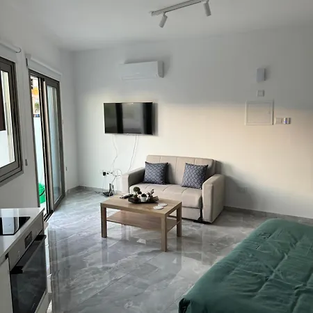 Apartman Beachside Light House Kato 82